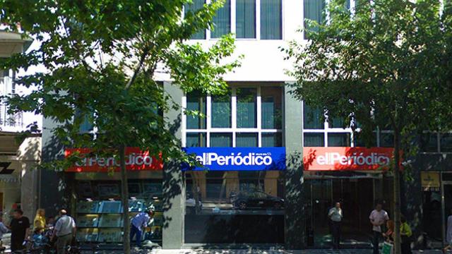 Entrada de la sede de El Periódico en Consell de Cent, Barcelona / CG
