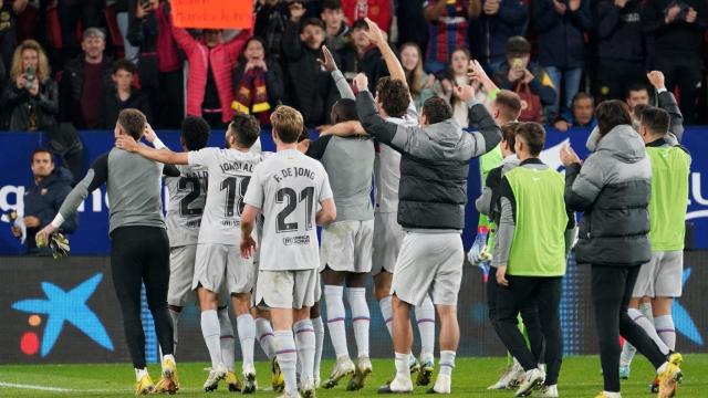 Los jugadores del Barça celebran el triunfo contra Osasuna / FCB