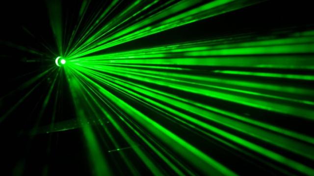 Crean un sistema de rayos láser para mandar mensajes audibles / PIXABAY