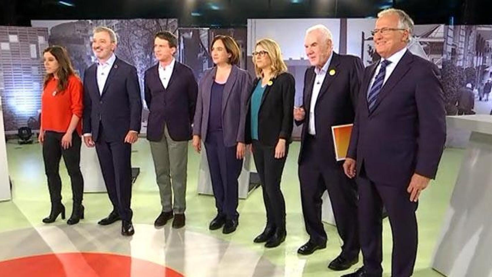 Anna Saliente, Jaume Collboni, Manuel Valls, Ada Colau, Elsa Artadi, Ernest Maragall y Josep Bou (de izquierda a derecha) en el debate de BTV / BTV