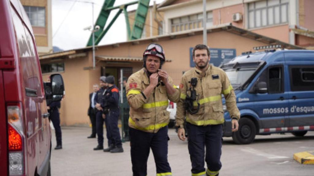 Els bombers de la Generalitat el 9 de març de 2023, després de l'accident a les mines de Súria