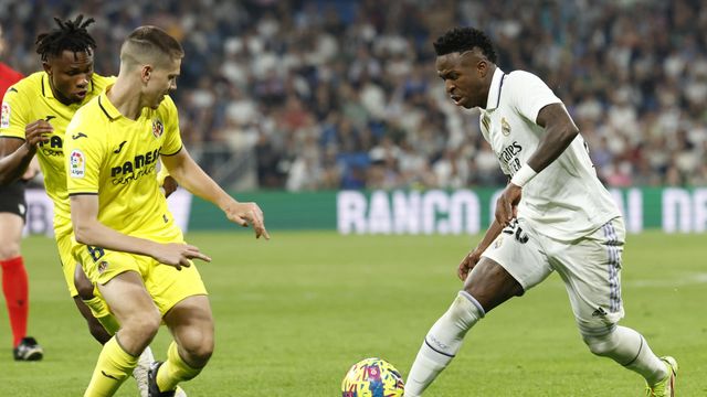 Vinicius en una jugada de ataque / EFE