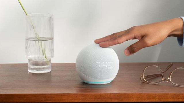 El mejor altavoz inteligente Echo Dot con Alexa ahora con este increíble descuento