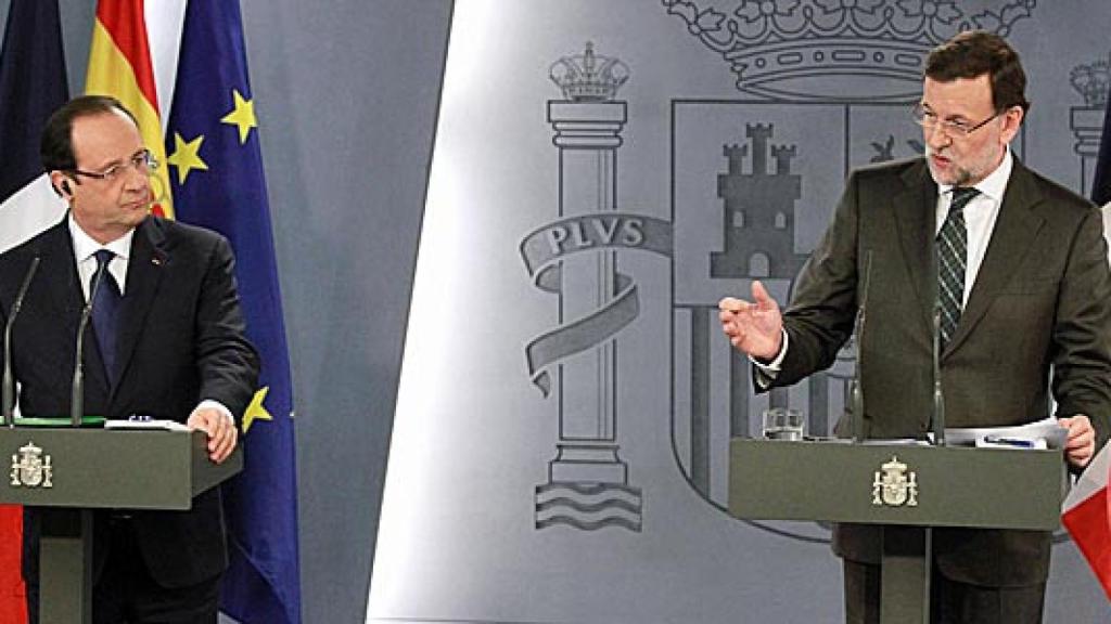 El presidente de la República francesa, François Hollande, y el presidente del Gobierno, Mariano Rajoy, durante el encuentro mantenido entre ambos el pasado 27 de noviembre en Madrid