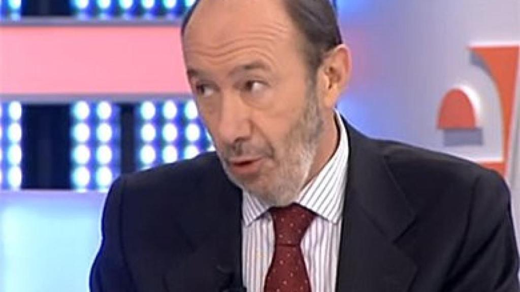 El líder del PSOE, Alfredo Pérez Rubalcaba, durante la entrevista