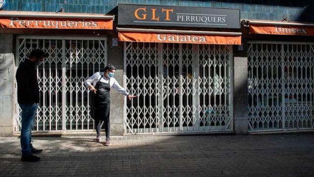 Calle Sardenya, donde dormía el sintecho asesinado la madrugada del martes / David Zorrakino (Europa Press)