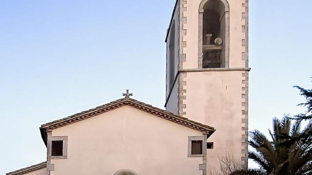 Iglesia de Campllong / CG