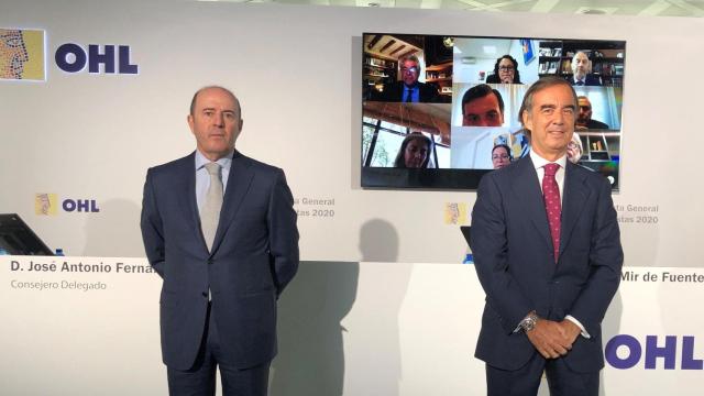 El ex-presidente de OHL Juan Villar-Mir de Fuentes (dcha.) y el consejero delegado, José Antonio Fernández Gallar / EP