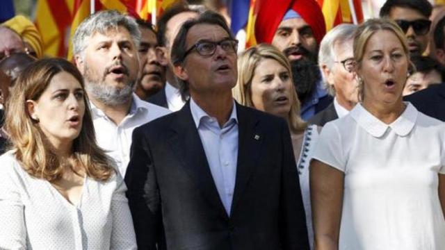 Mas se va tras cumplir el acuerdo con Pascal sobre el caso Palau