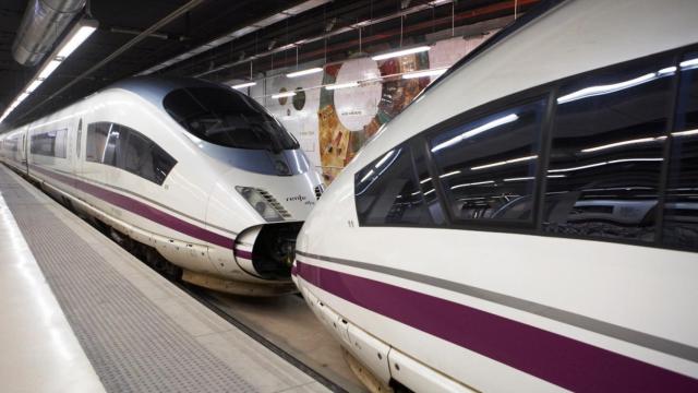 Trenes AVE de Renfe / EP