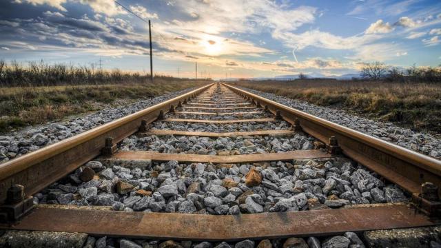 Imagen de las vías de un tren / PIXABAY