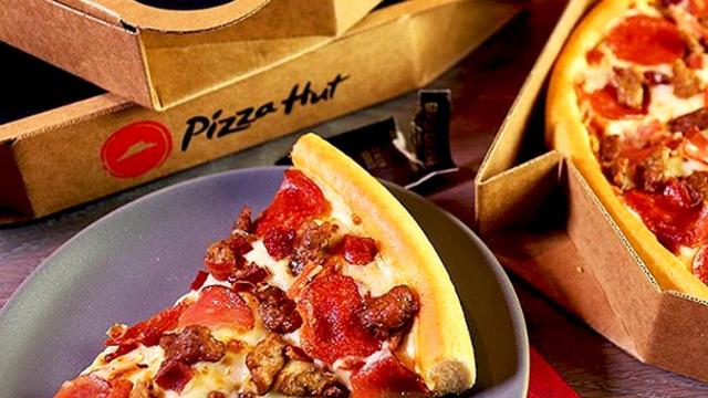 Porción de pizza de la marca Pizza Hut / FACEBOOK