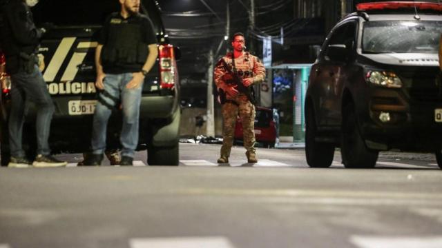 Policía en las calles de Brasil tras el asalto a un banco / EFE