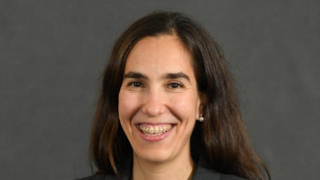 Elena Manresa, XXI Premio Fundación Banco Sabadell a la Investigación Económica / CEDIDA