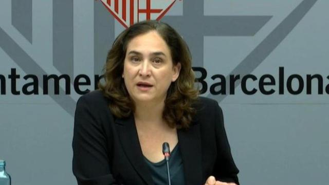 Ada Colau, alcaldesa de Barcelona, en una comparecencia pública anterior / EP