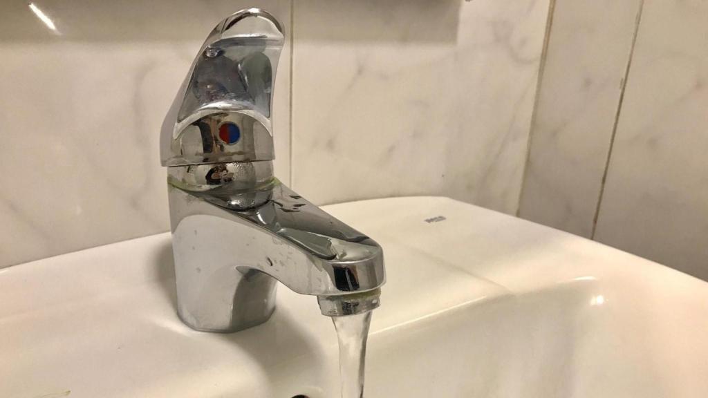 Un grifo abierto, en una imagen de archivo