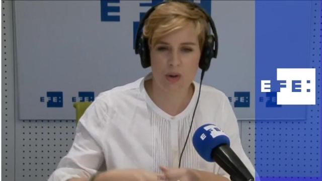 Tania Llasera explota en las redes sociales