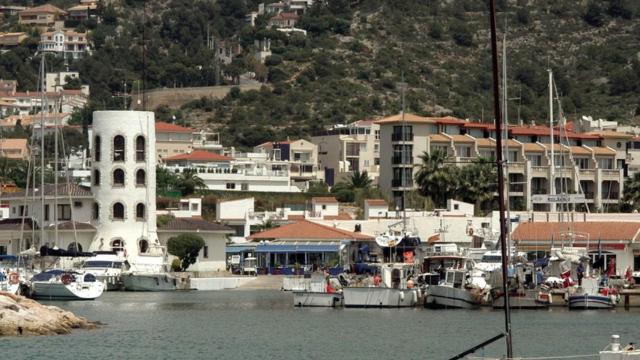 El Puerto de Aiguadolç / CD