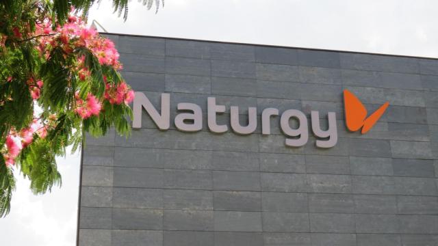 El logo de Naturgy en uno de sus edificios / NATURGY