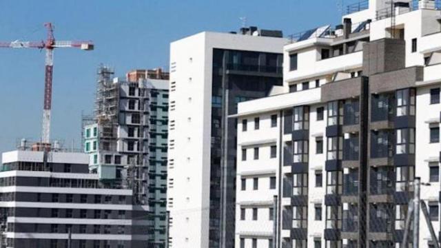 Una imagen de una promoción de pisos nuevos en Barcelona