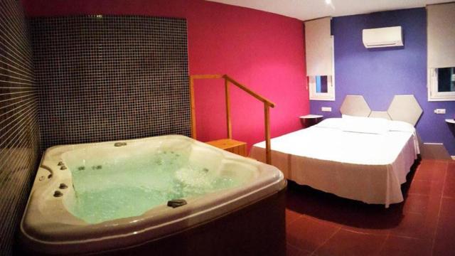 Uno de los prostíbulos que la Generalitat ha ordenado cerrar ante el Covid