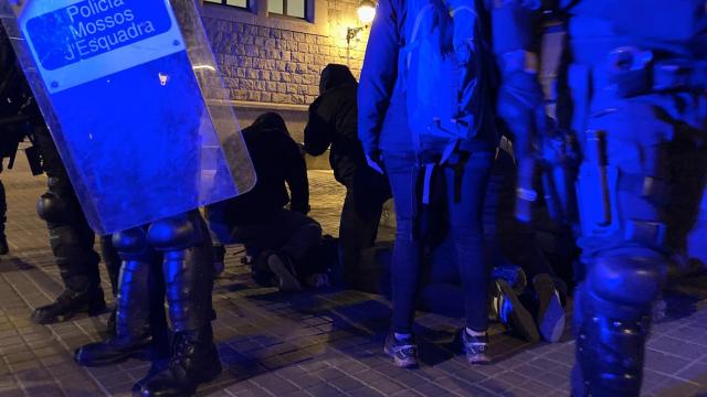 Uno de los detenidos tras los disturbios por Pablo Hasél / ELENA BURÉS