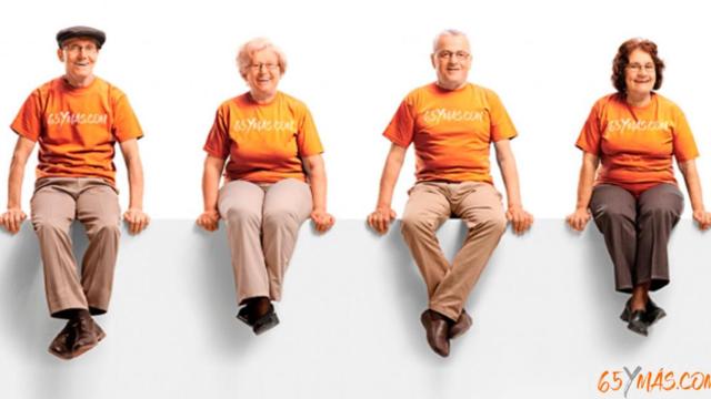 Cuatro personas mayores, lectores de 65Ymás / 65YMÁS