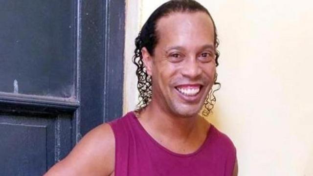 Ronaldinho en prisión / EFE