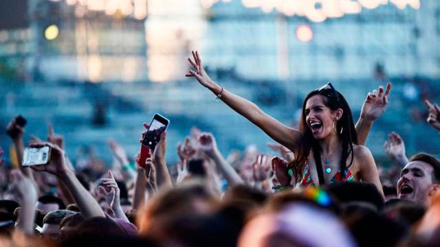 Imagen de una asistente a una edición pasada del Primavera Sound / EFE