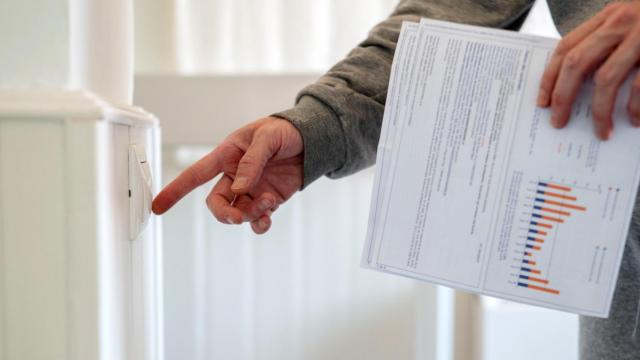 Una factura de la luz / EP