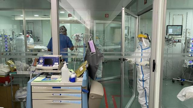 Unidad de cuidados intensivos (UCI) de un hospital en Cataluña / EP