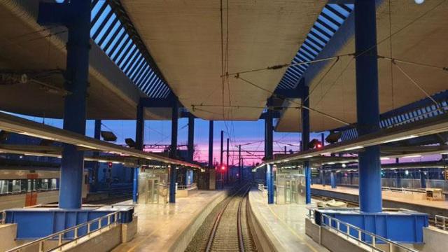 Unas vías de trenes vacías / TWITTER