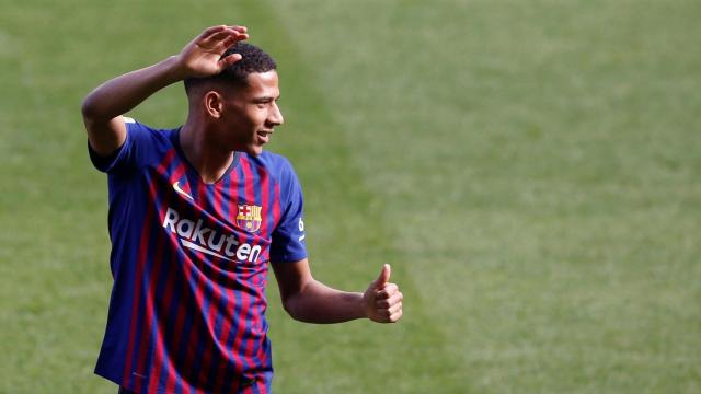 Todibo en su presentación como nuevo jugador del FC Barcelona / EFE