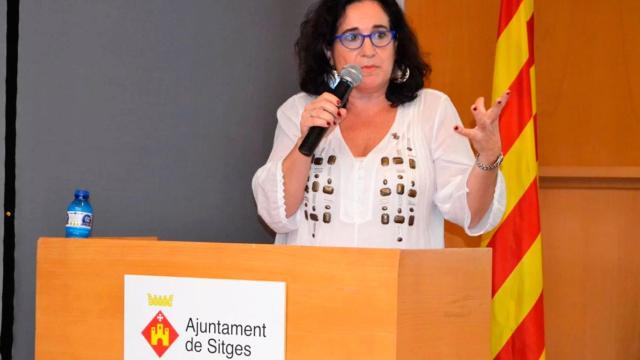 Aurora Carbonell, alcaldesa de Sitges, en un acto municipal el pasado mandato / CG