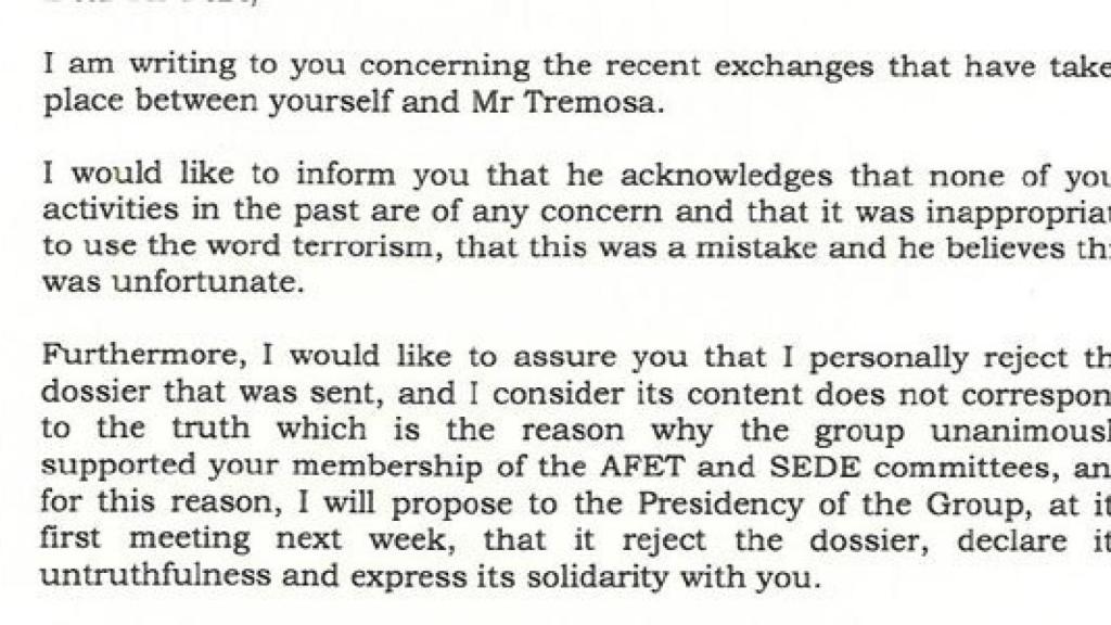 Carta del presidente del Grupo ALDE en el Parlamento Europeo, Guy Verhosftadt, en la que desautoriza un informe elaborado y difundido por Ramon Tremosa (CDC) contra Javier Nart (C's)