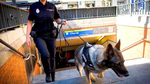 Extreman las precauciones y el control de Chueca con motivo del comienzo de la celebración del Orgullo 2017 / EFE