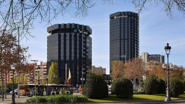 Oficinas centrales de CaixaBank, entidad financiera que participará en un proyecto europeo de ciberseguridad e inteligencia artificial / EUROPA PRESS