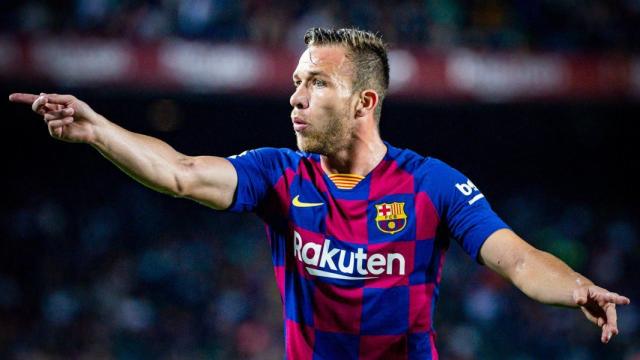 El jugador Arthur Melo celebrando un gol /REDES
