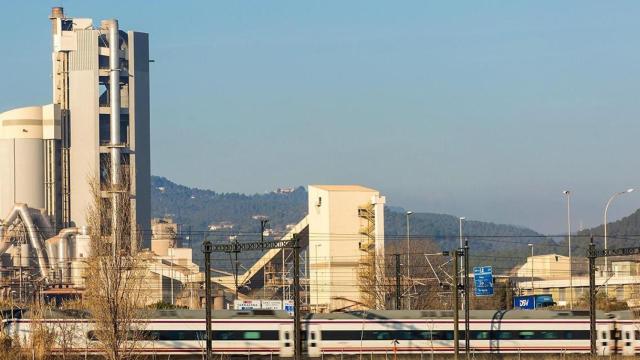 Una de las plantas con las que opera Cementos Molins / CEMENTOS MOLINS