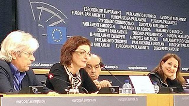 Javier Nart, euro diputado de C's y Maite Pagazurtundua, eurodiputada de UPyD