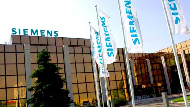 Entrada principal de la sede corporativa de Siemens de Tres Cantos en Madrid / CG