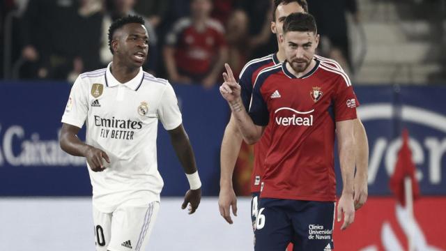 Vinicius durante un lance de juego contra Osasuna / Real Madrid