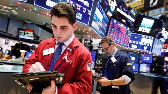 Imagen de un 'trader' en la Bolsa de Nueva York / EFE