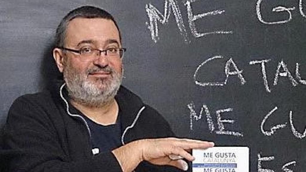 El periodista Sergio Fidalgo con su último libro: 'Me gusta Catalunya, me gusta España'