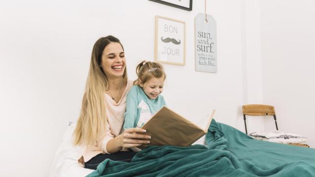 Una madre y su hija prueban la risoterapia / NUTRITIENDA.COM