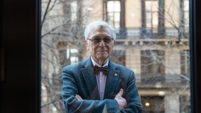 El historiador Angel Viñas, desde la redacción de 'Letra Global' / LUIS MIGUEL AÑÓN