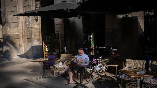 La terraza de un bar de Barcelona / EP