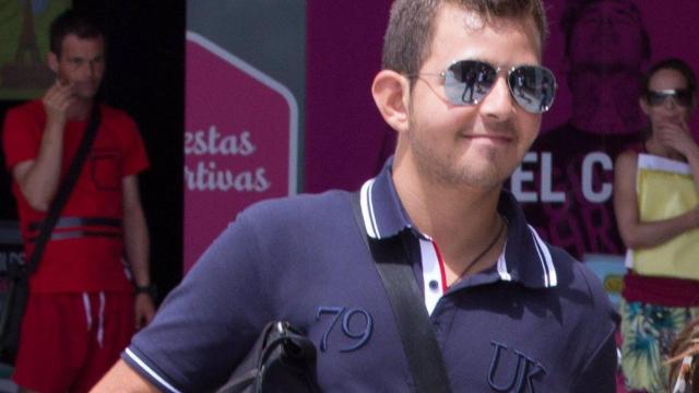 David Flores en la calle / EP