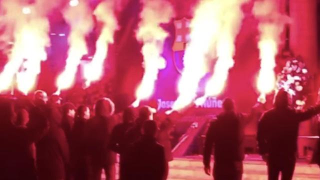 Una foto de los Boixos Nois en su particular despedida a José Luis Núñez en el Camp Nou / YOUTUBE