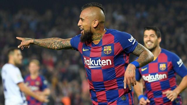 Arturo Vidal celebra un gol del Barça / EFE